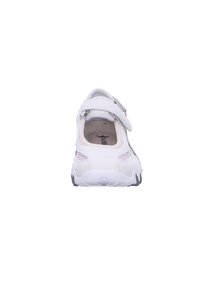 Weißer Sportschuh mit einem Mesh-Obermaterial, verstellbarem Riemen, gepolstertem Kragen und Gummisohle. Leichtes Design mit flexibler Sohle.