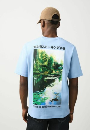 Next, REGULAR FIT - SEMINAL CHARACTER T-SHIRT . - T-Shirt print - blue mone o sutokingu suru