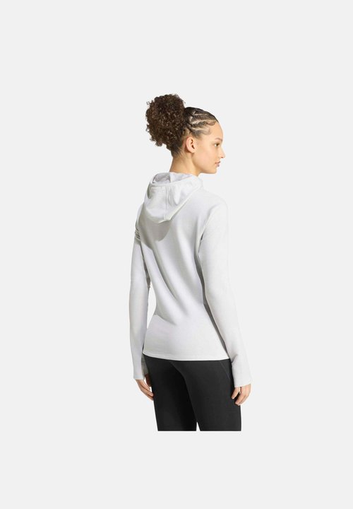adidas adi365 running essentials — photo 3