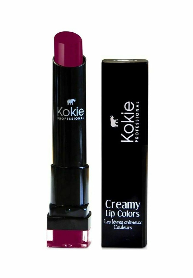 Sort læbestift i en blank finish med en mørk fuchsia kugle, sammen med en sort æske mærket "Creamy Lip Colors" med hvid tekst.