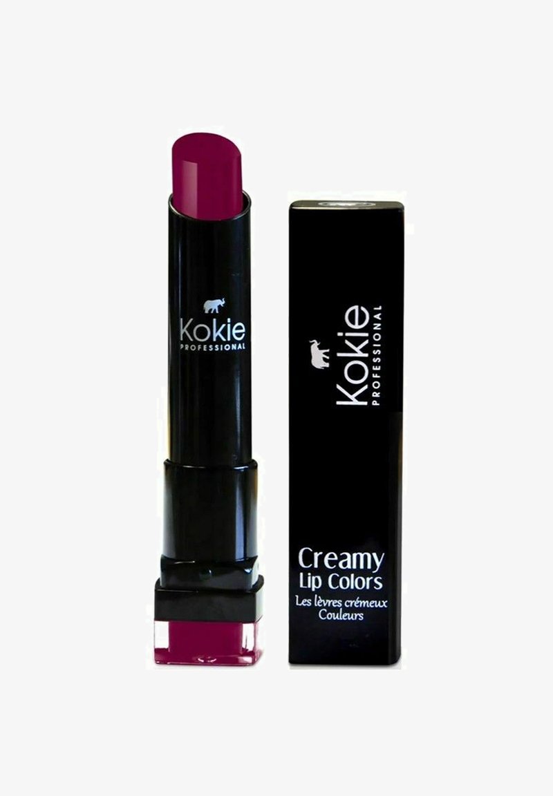 Sort læbestift i en blank finish med en mørk fuchsia kugle, sammen med en sort æske mærket "Creamy Lip Colors" med hvid tekst.
