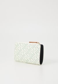 Tommy Hilfiger MONOPLAY WALLET - Punge - green