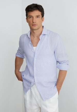 Reiss REGULAR FIT RUBAN STRIPED LONG SLEEVE - Camisa - soft blue white fine stripe