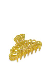 Clip para el cabello amarillo hecho de plástico con forma de mariposa, adornado con strass transparentes, superficie texturizada y dientes curvados.