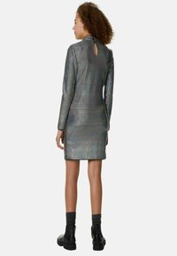 Marks & Spencer FOIL  - Cocktailkleid/festliches Kleid - silver