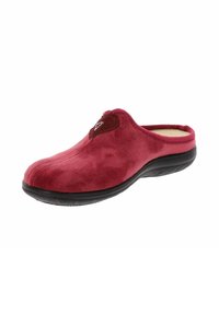 Pantofole rosse in peluche con suola nera e piccola decorazione a forma di cuore sulla parte superiore, progettate per il comfort indoor.