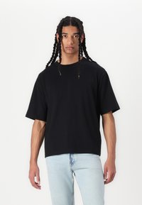 GAP ULTRA SOFT BOXY TEE - Osnovna majica kratkih rukava - black