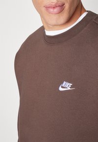 Nike Sportswear Mikina - brown