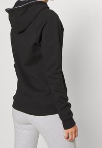 Ellesse Bluza z kapturem