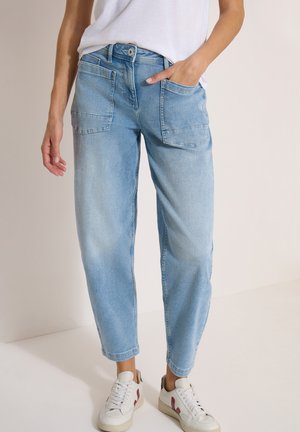 Cecil, BARREL LEG JEANS MIT AUFGESETZTEN TASCHEN - Wide leg - light blue used wash