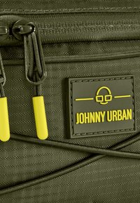 Johnny Urban DEVIN - Övtáska - olive