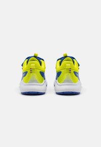 Viking AERY WP UNISEX - Hikingskor - royal/acid green