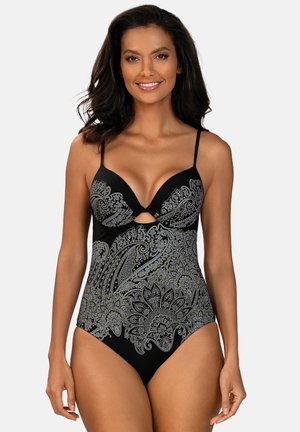 - Kostium kąpielowy