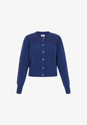 Cárdigan azul marino hecho de tejido de punto texturizado, que presenta botones en forma de corazón y adornos decorativos a lo largo de los hombros.