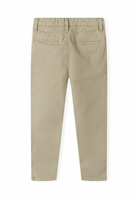 Beige Baumwollhosen mit geradem Bein, elastischem Bund und zwei Gesäßtaschen. Glatte Textur mit einfachem Design und ohne sichtbare Muster.