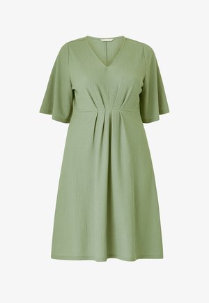 Kurzärmeliges, V-Ausschnitt-Kleid aus strukturiertem hellgrünem Stoff, mit tailliertem Schnitt und fließendem A-Linien-Rock. Keine zusätzlichen Verzierungen.