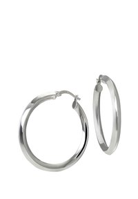 Boucles d'oreilles en argent en forme de créole, avec une finition lisse et polie, présentant une forme courbée et un fermoir sécurisé. Design léger et réfléchissant.