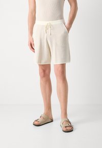 Les Deux BATEMAN - Shorts - ivory