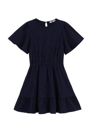 Granatowa sukienka o krótkich rękawach z okrągłym dekoltem, marszczoną talią, falbankowym dołem oraz zapięciem na guziki z tyłu w formie łezki.