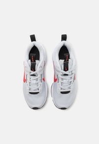 Nike Sportswear AIR MAX INTRLK LITE - Sapatilhas - pure platinum/habanero red/black/white