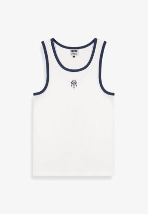 Biały top na ramiączkach z granatowym wykończeniem, w prążki, z małym granatowym logo na środku. Casualowy bezrękawnik.