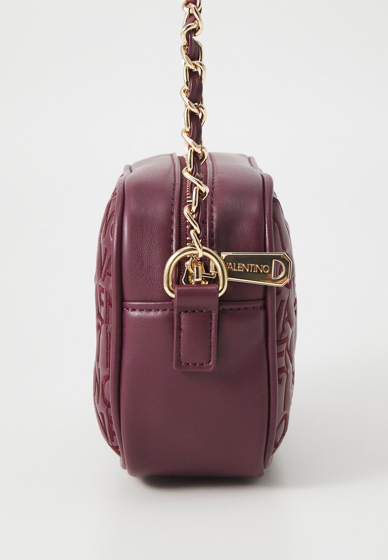 Valentino Bags DRAM Bandolera vino/burdeos