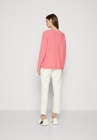Mos Mosh THORA V-NECK - Džemperis - camellia rose