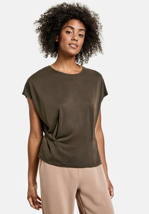 MIT FALTEN DETAILS - T-shirt con stampa - jura marble