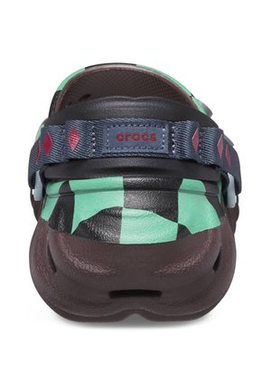 Pořadí 13: Crocs - Dřeváky