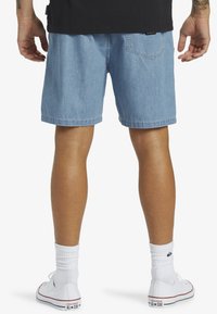 Quiksilver TAXER - FÜR  - Shorts vaqueros - bsp