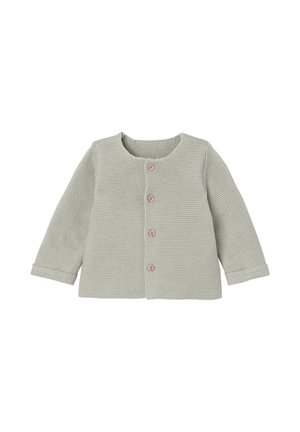 Hellgrauer Strickcardigan mit langen Ärmeln, rundem Ausschnitt und fünf Holzknöpfen auf der Vorderseite; strukturiert mit einem subtilen Webmuster.