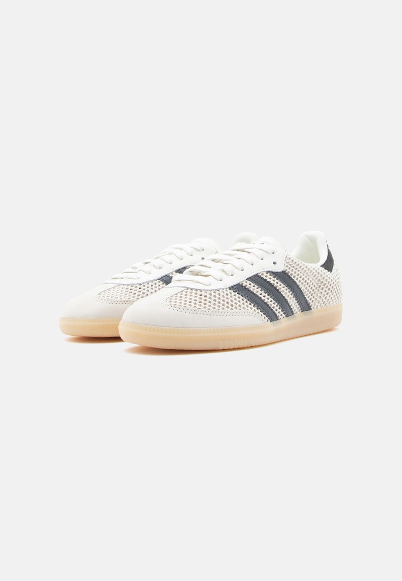 adidas Originals SAMBA OG - Trainers - off white/carbon/gold-coloured  metallic/off-white - Zalando.co.uk