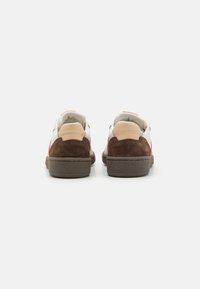 Marc O'Polo COURT  - Joggesko - white/poppy red