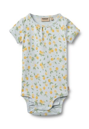 Lichtblauw kortmouwbabypakje met een print van citroenen en bladeren; voorzien van drukknoopsluitingen onderaan en geribbelde halsranden.