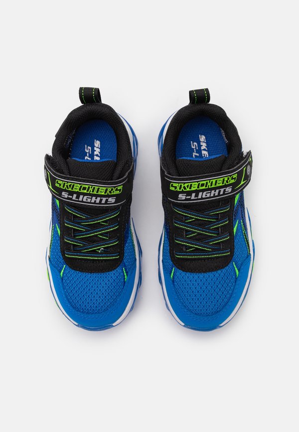 LIGHT UP MEGA-SURGE 2.0 - Trainers3