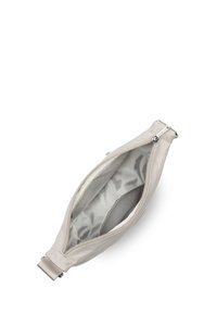 Borsa a pochette in nylon grigio chiaro con chiusura a zip e hardware silver. Texture morbida e forma slanciata, caratterizzata da una fodera interna.