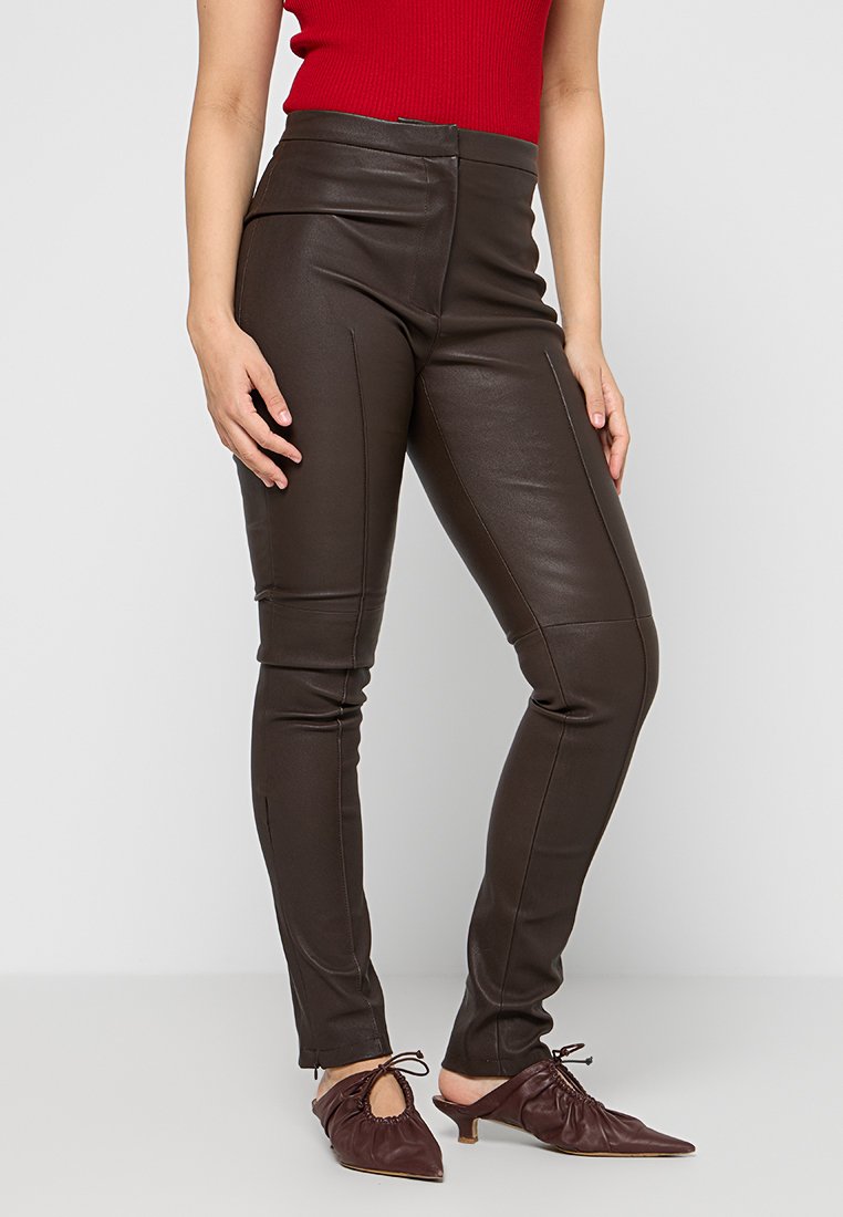 pinko Leren broek bruin