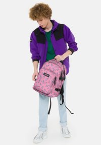 Eastpak PROVIDER UNISEX różowy
