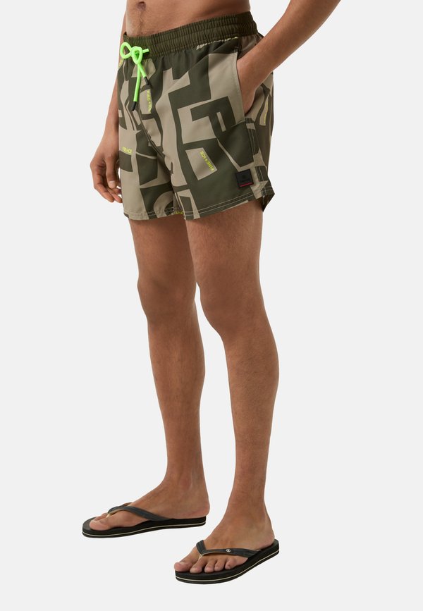 BADE NELSON - Badeshorts - khaki oliv grün