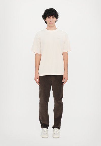CLOSED LOGO - Lihtne T-särk - blush pink
