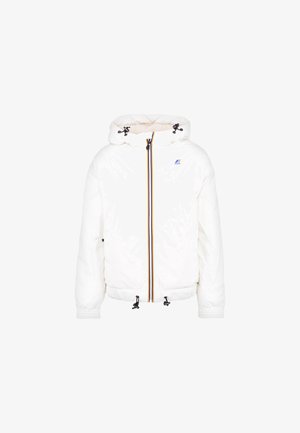 Biała kurtka puchowa z kapturem, zamek błyskawiczny z przodu i elastycznymi mankietami. Posiada kontrastowe paski wzdłuż zamka oraz regulacje sznurkiem.