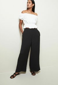 Next TEXTURED WIDE LEG   - Nadrágok - black