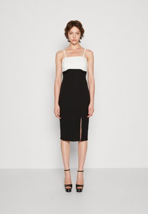 WAL G. JANYA CONTRAST MIDI - Džersejové šaty - black/white