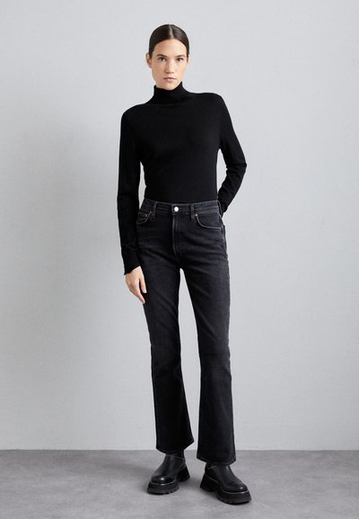 Agolde NICO - Kavbojke na zvonec - hotline/washed black