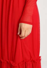 NA-KD Robe longue - red