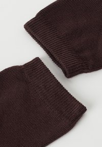 Calzedonia SHORT FRESH BREATHABLE - Ponožky - brown