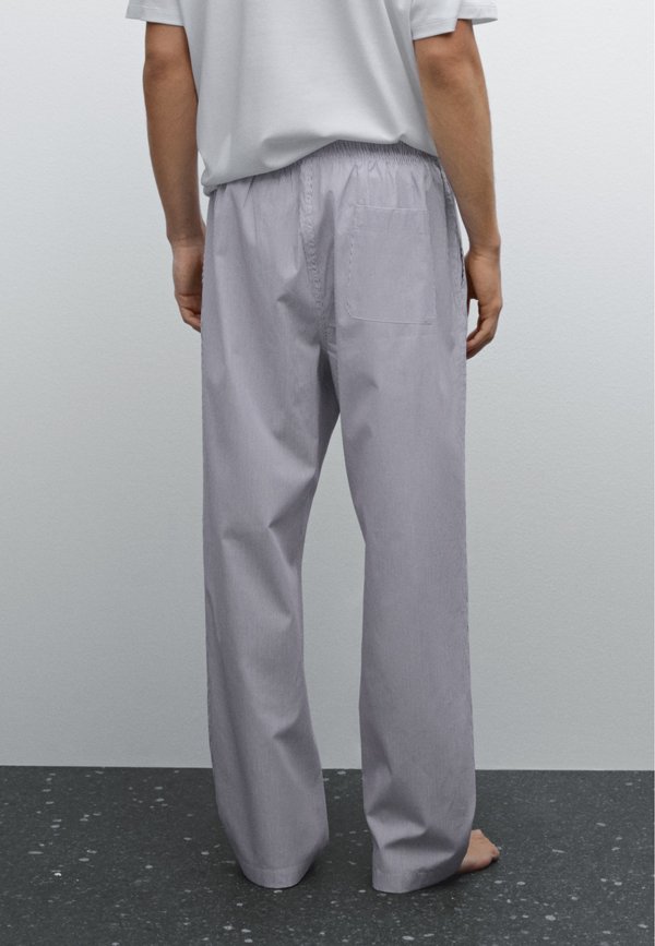 STRIPED WITH SHORT SLEEVE SET - Pyjamas4