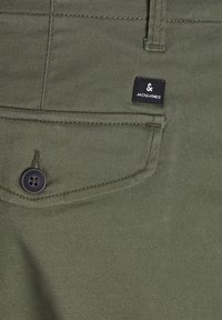Jack & Jones Junior JJIPAUL JJFLAKE - Cargobroek - olive night