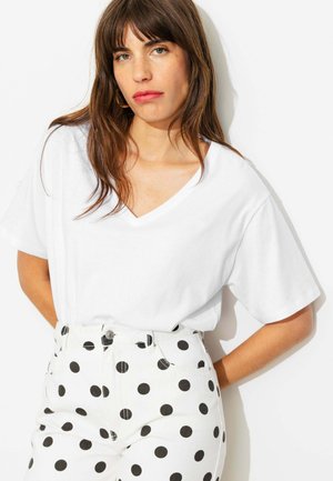 Promod, T-SHIRT BASIQUE COL V - T-shirt basique - blanc