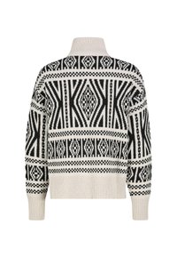 Strickpullover mit hohem Kragen, der ein geometrisches Schwarz-Weiß-Muster aufweist, gerippte Bündchen und Saum hat und eine lockere Passform bietet.